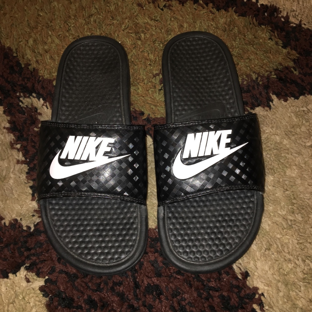 Nike slides